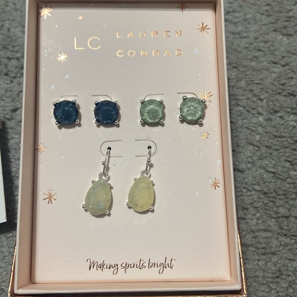 2 Card Sets of Lauren Conrad Earrings Pierced Great Assortment - Picture 2 of 10